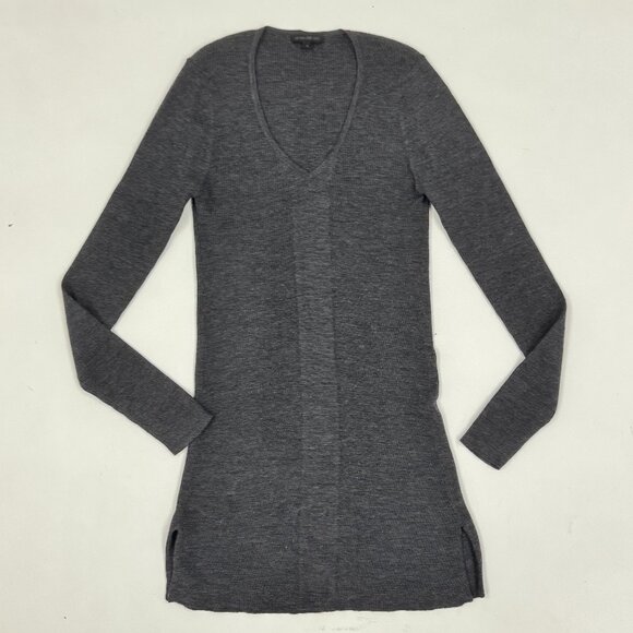 Cozy Grey Ribbed Long-Sleeve Knit Top - Picture 1 of 6